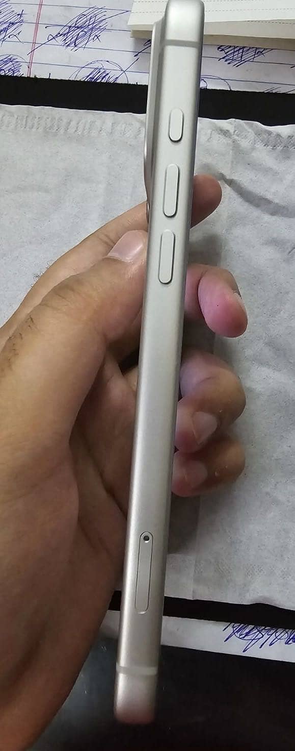 Apple iPhone 17 Pro Max 3