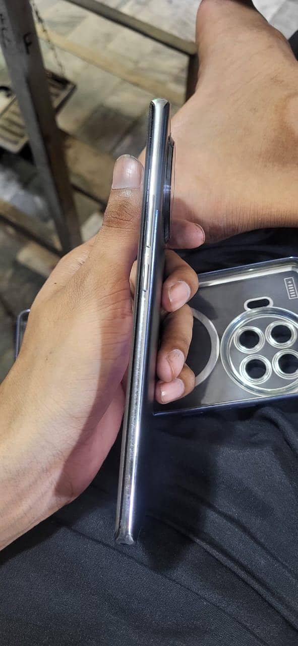 Tecno Spark 20 Pro Plus 4