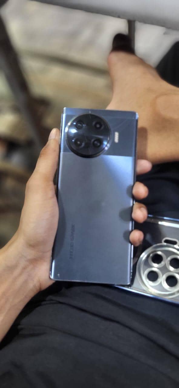 Tecno Spark 20 Pro Plus 6