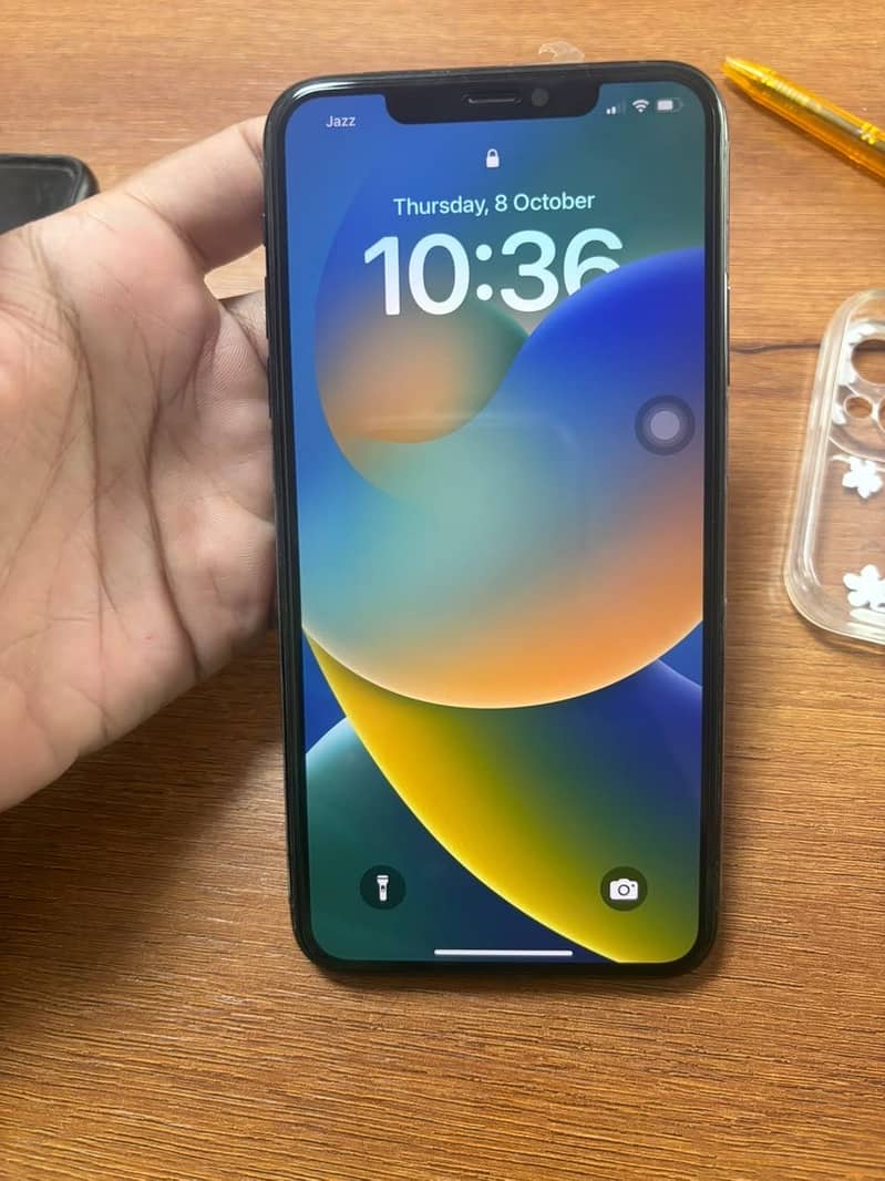 Apple iPhone 11 Pro Max 1