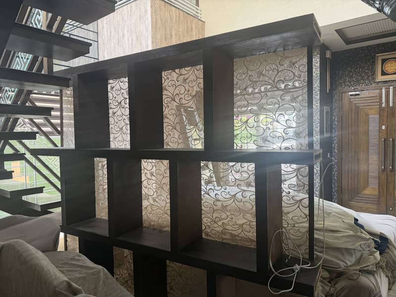 Book shelf 0