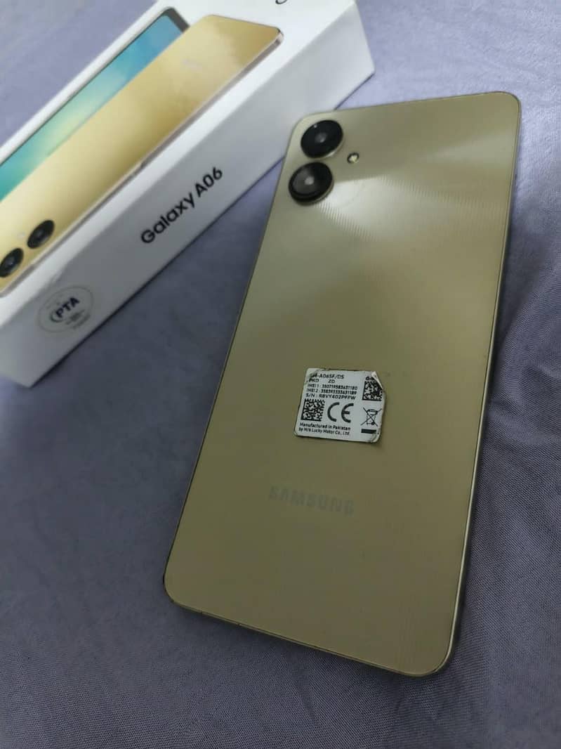 Samsung Mobile A06 7