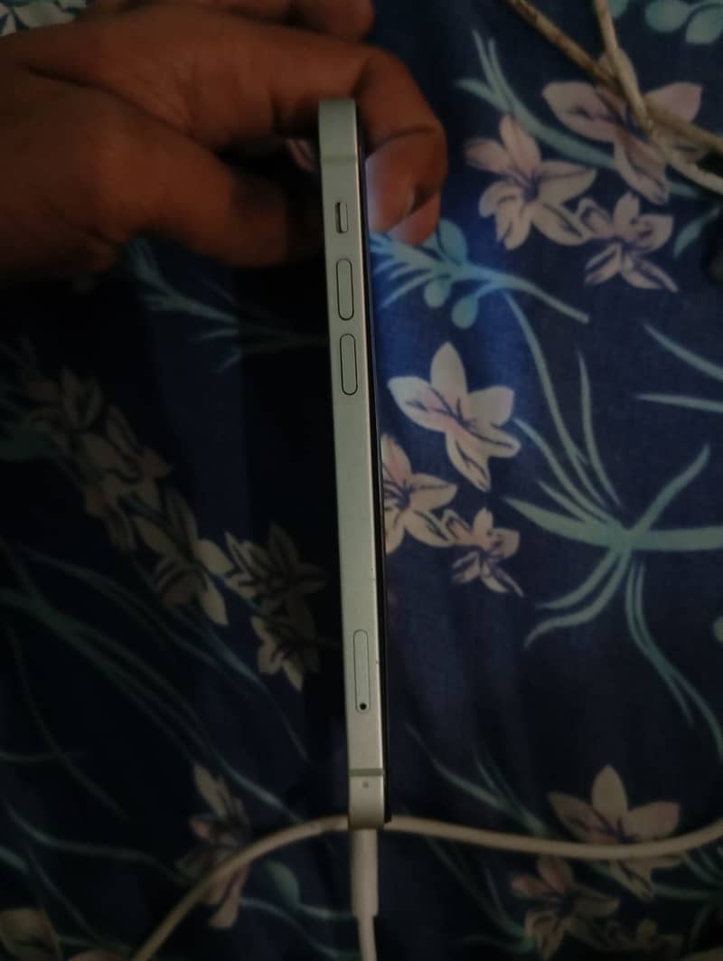 Apple iPhone 12 0
