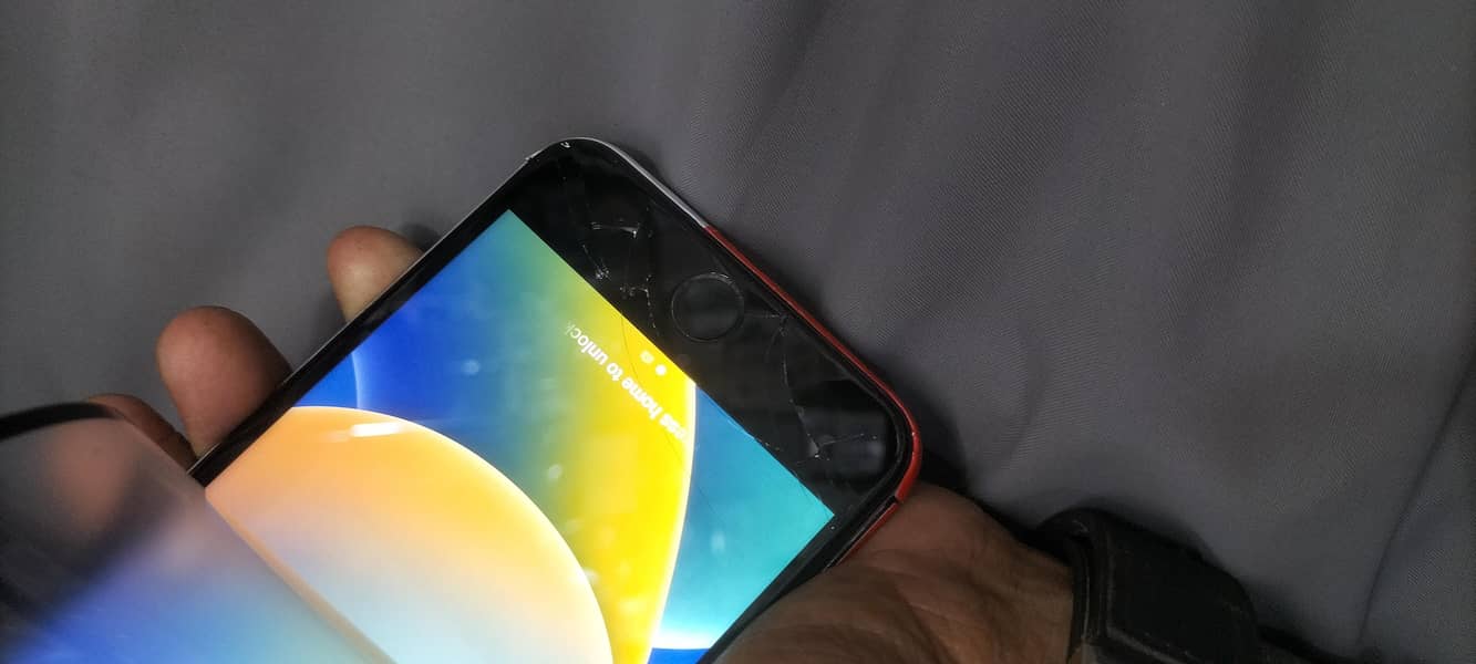 Apple iPhone 8 Plus 6