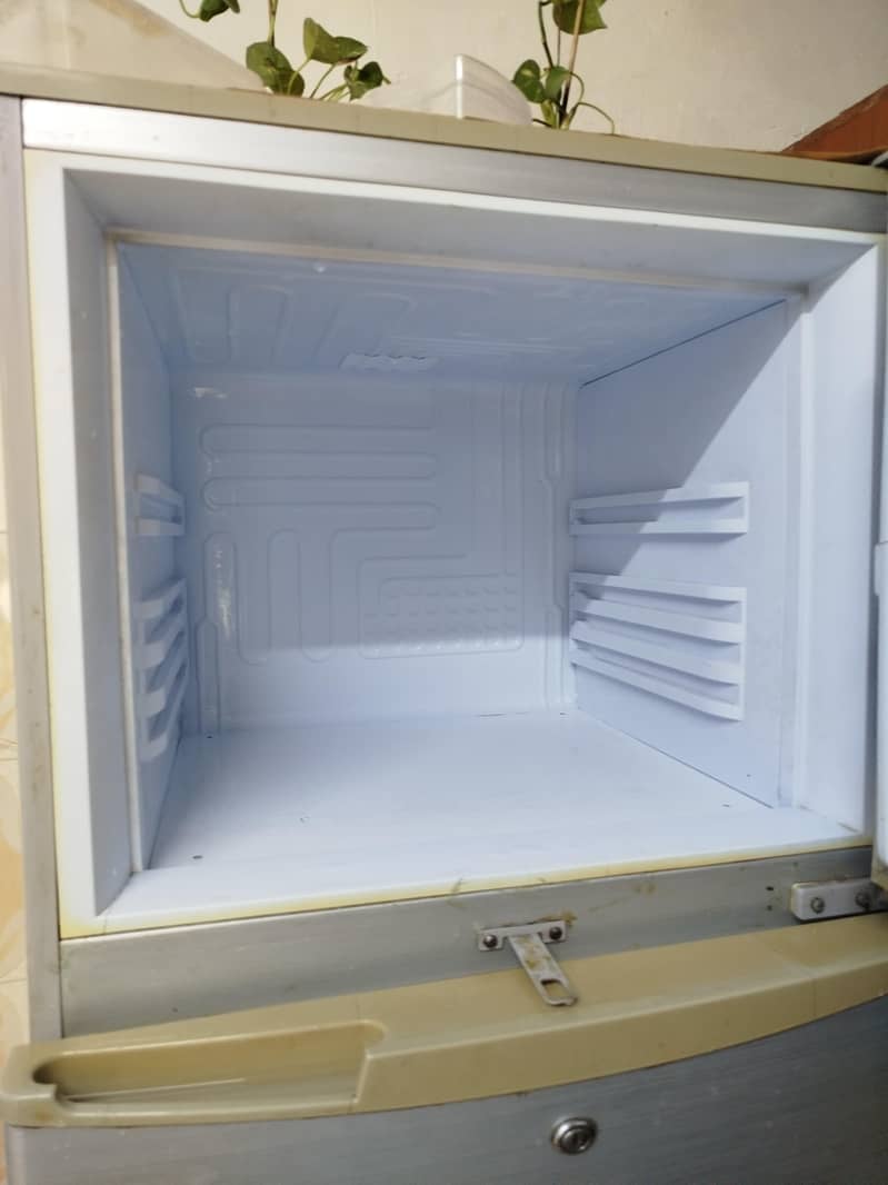 used refrigerator 1