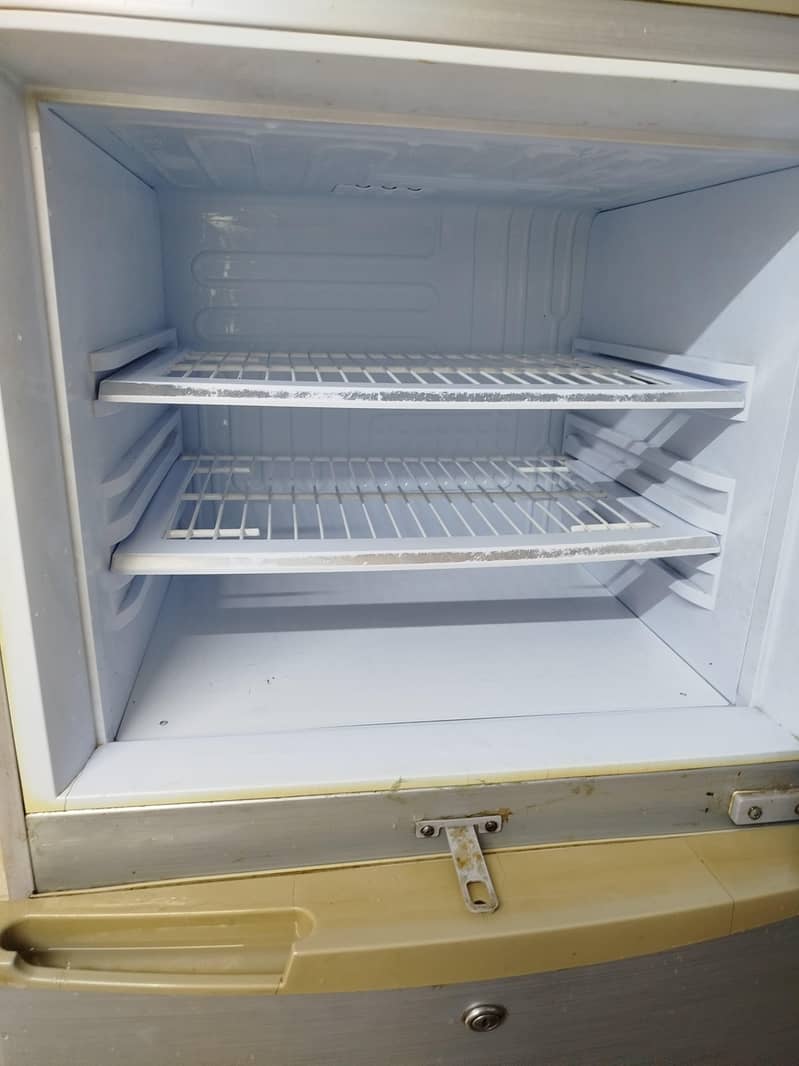 used refrigerator 3