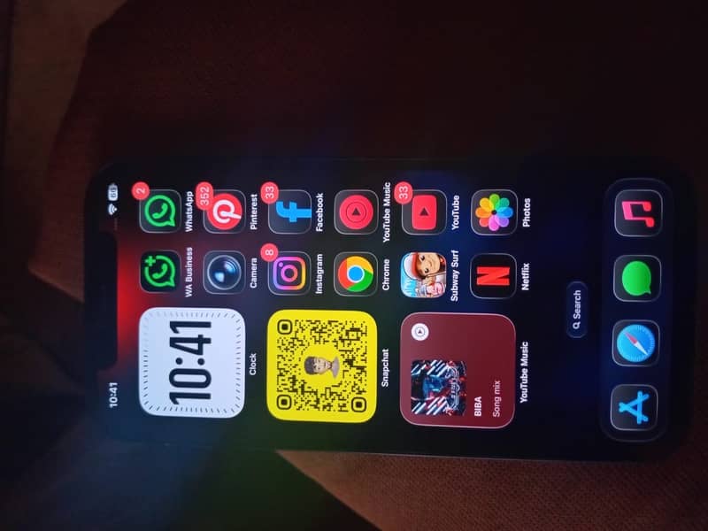 Apple iPhone 12 0