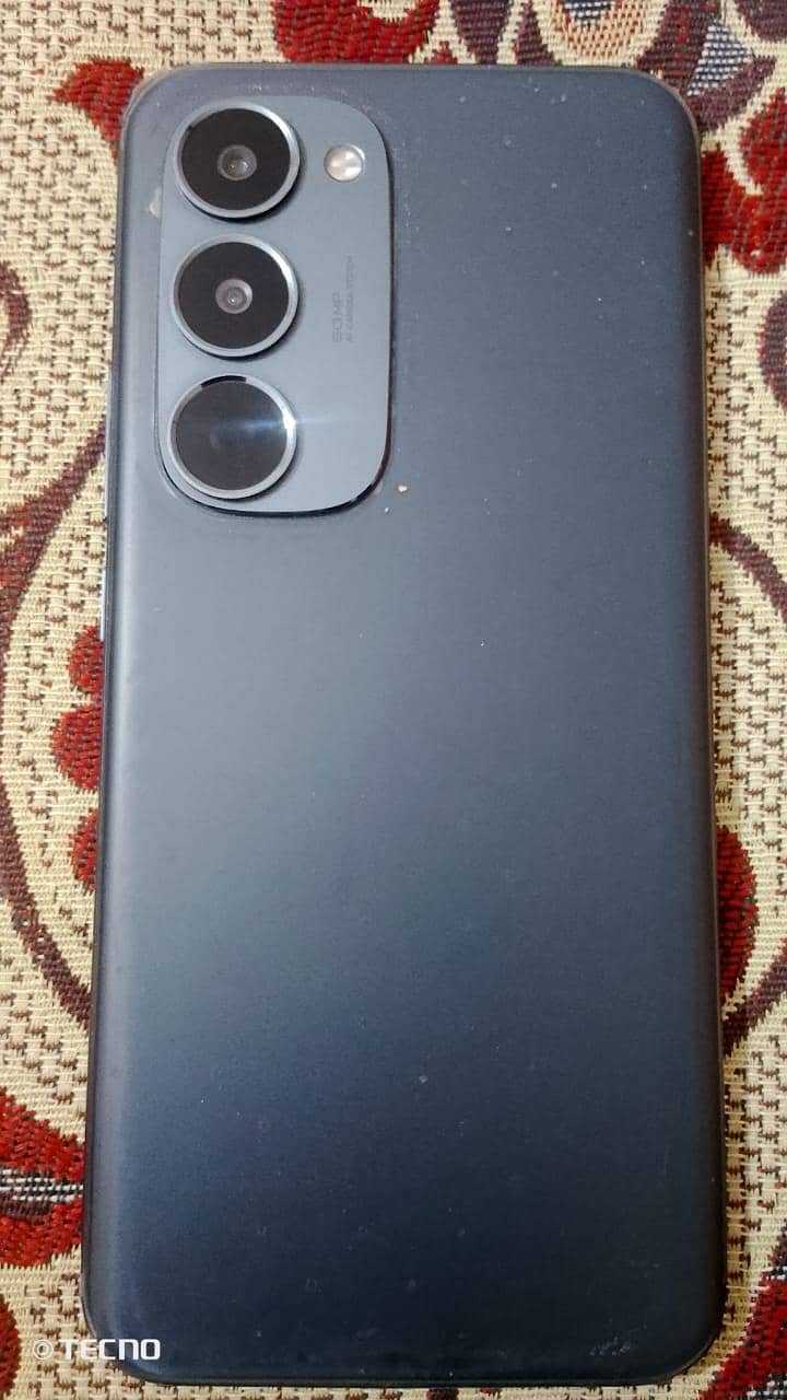 Tecno spark 40 pro plus 2