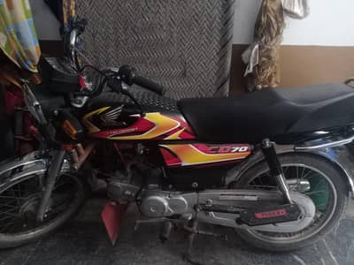 Honda CD 70 25/26 model student use bike only 6000 driven | GENUINE