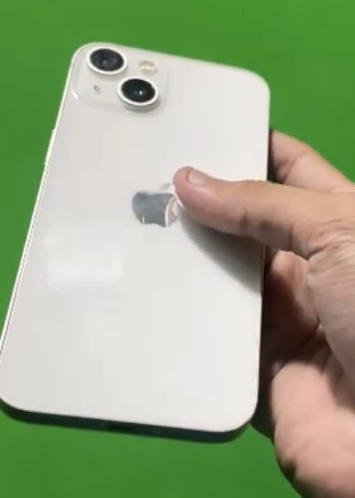 Apple iPhone 13 0
