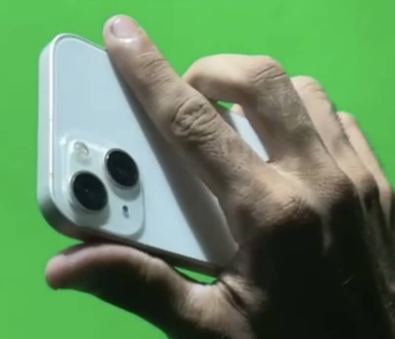 Apple iPhone 13 2