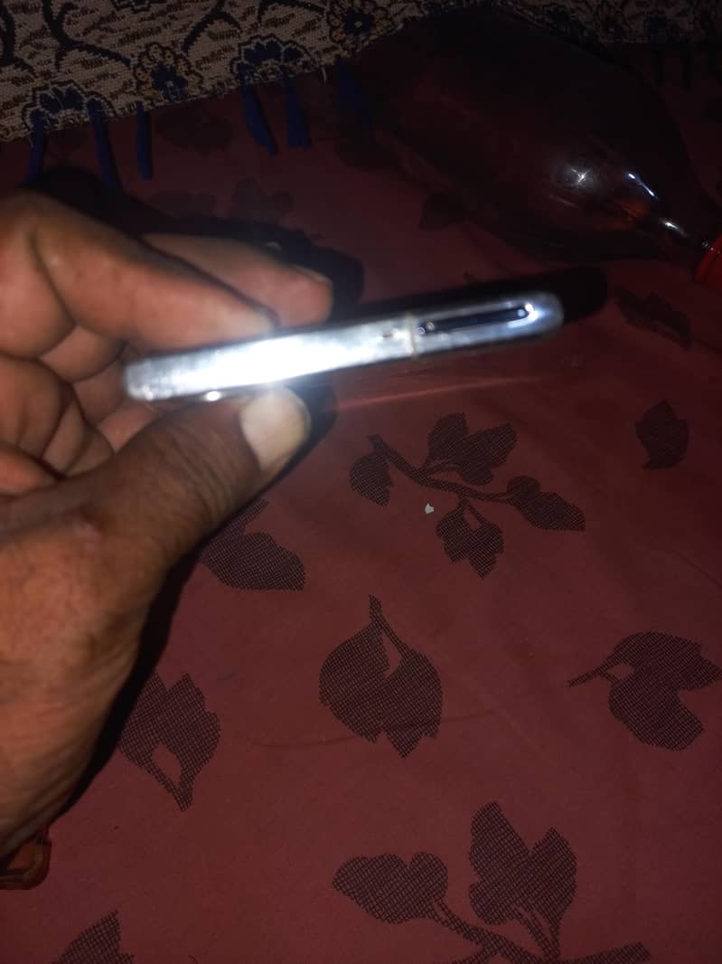 Samsung Mobile Note 10 Plus 3