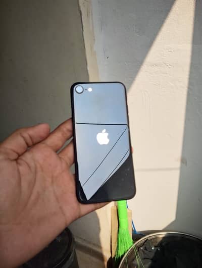 Apple iPhone SE