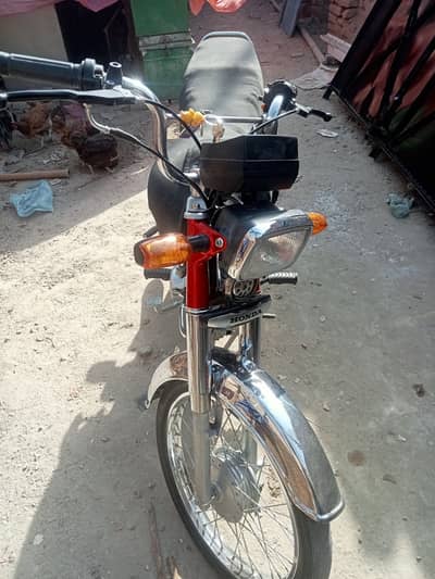 Honda CD 70 2016