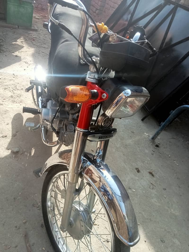 Honda CD 70 2016 1