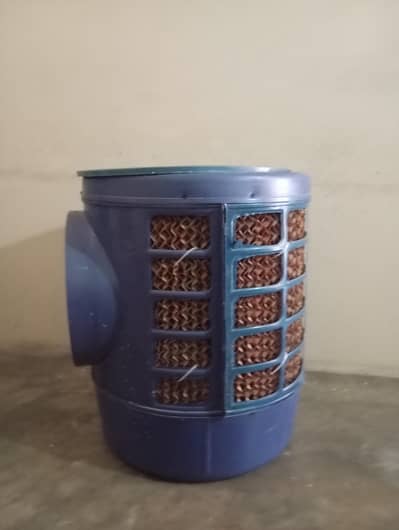 Small air cooler