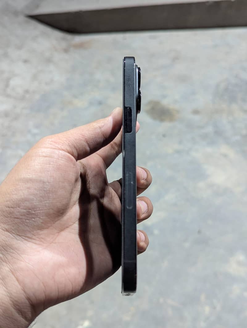 Apple iPhone 14 Pro Max 6