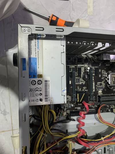 Casing with psu 1 fan motherboard dvd reader