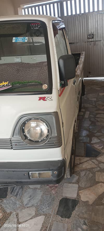 Suzuki van 2006 model