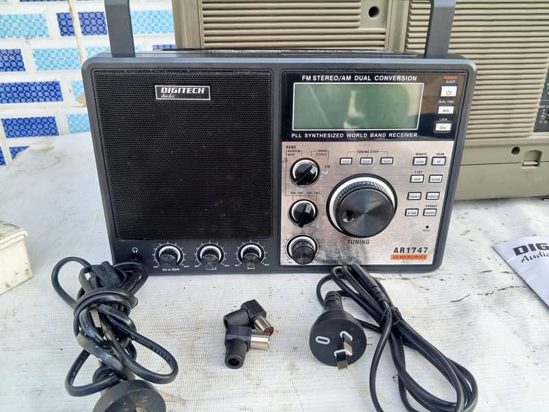 Radio Digitech multi bands 2