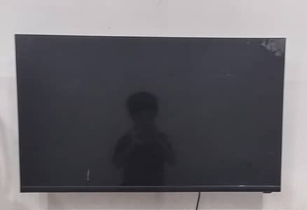 Smart 32 Inches LED TV