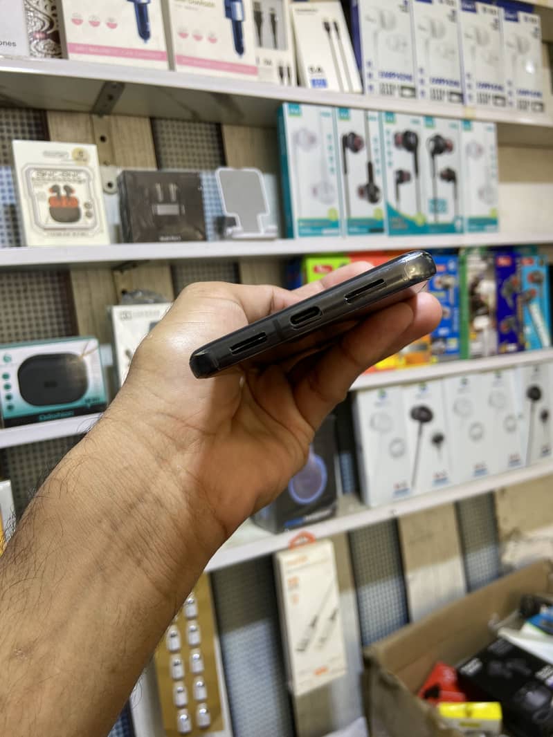 Google Pixel 8 Pro 5