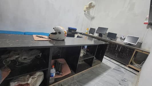 L shape Shope counter top quality made few months agao