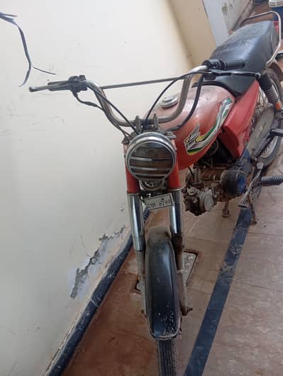Hero 70 2011 model bike