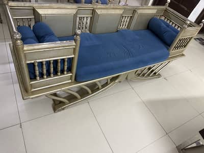3 seater setty