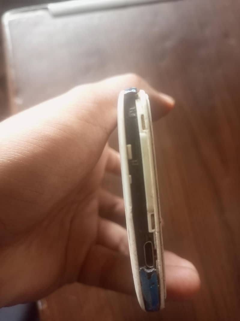 HTC m7 0