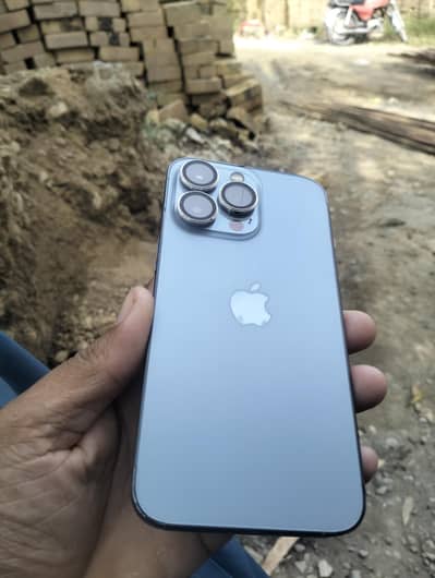 Apple iPhone 13 Pro
