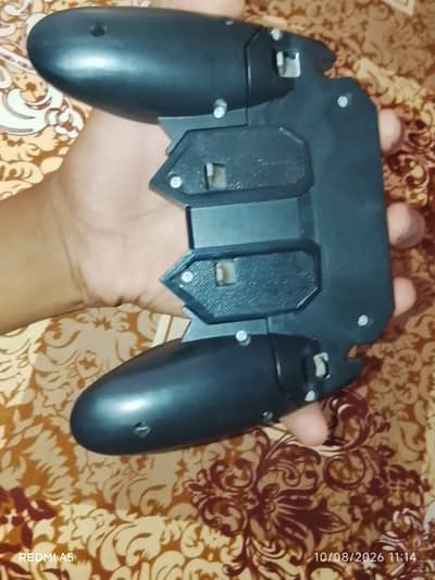 Gaming controller free fire and pubg jaise game only one month use