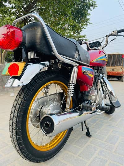 Honda 125 urgent for sale 03096098550 WhatsApp