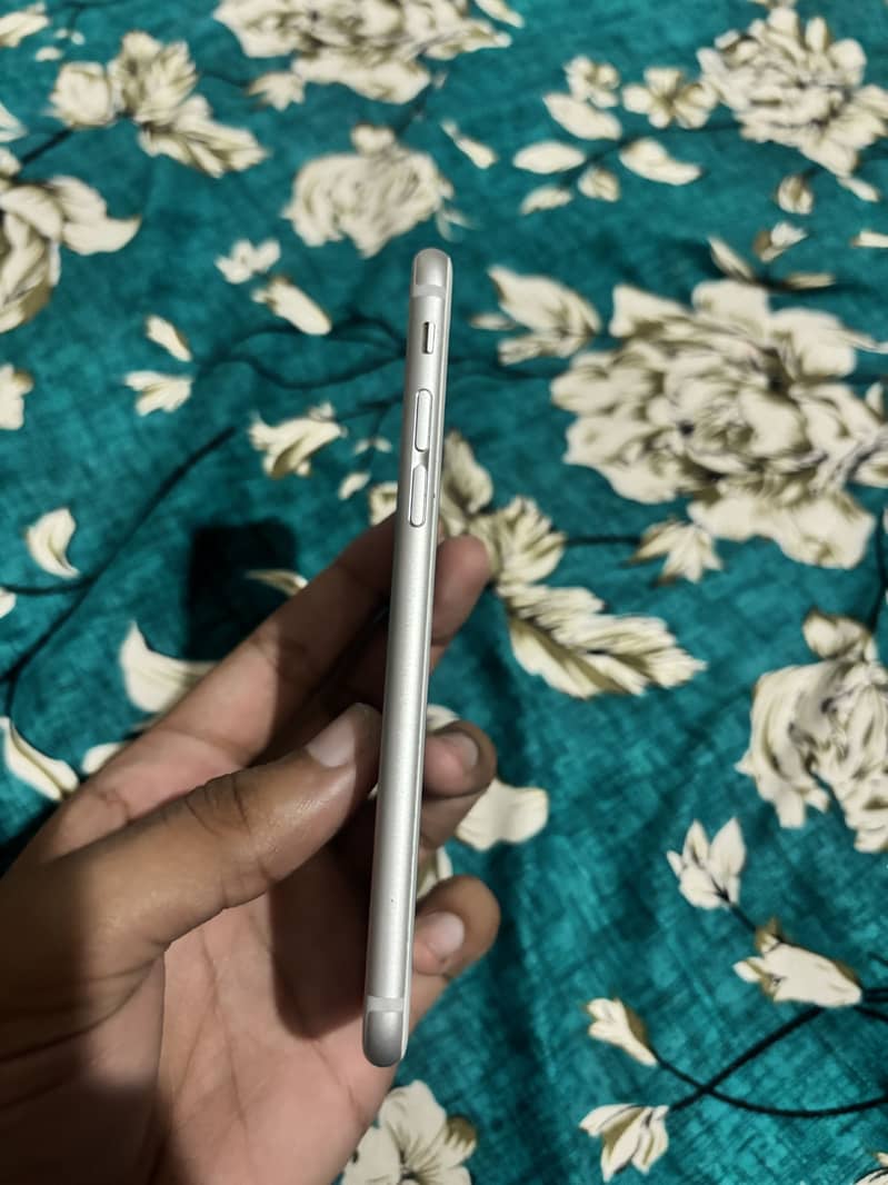 Apple iPhone 6S 7