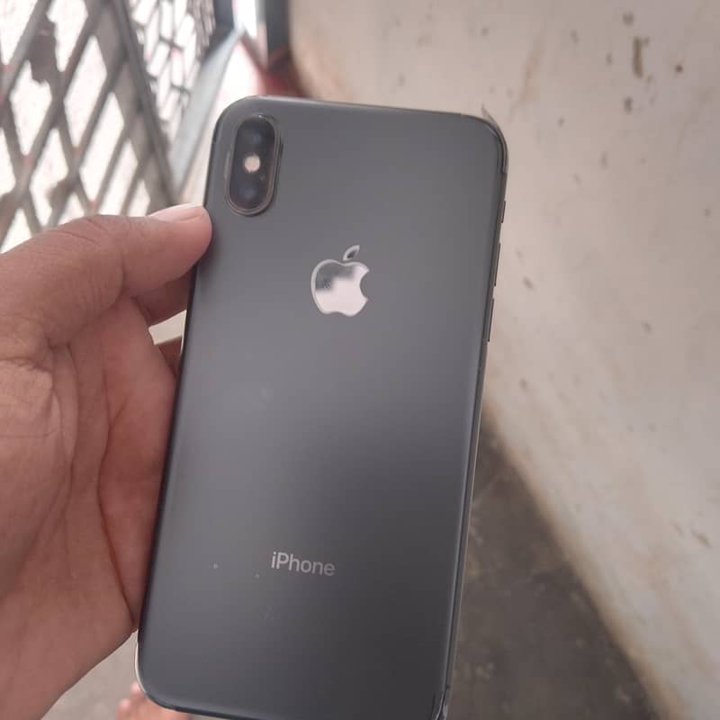 Apple iPhone X 1