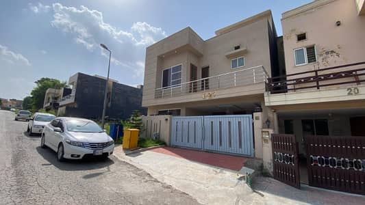 7 Marla House For sale in Abubakar block