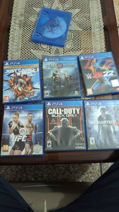 Ps 4,4pro,5 CD's