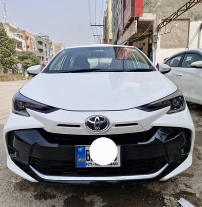 Toyota Yaris 2025 1.3 cvt auto islamabad reg