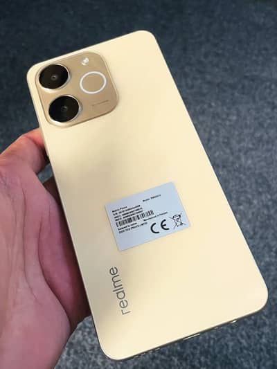 Realme C70