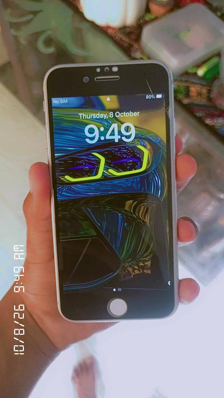 Apple iPhone 8 3