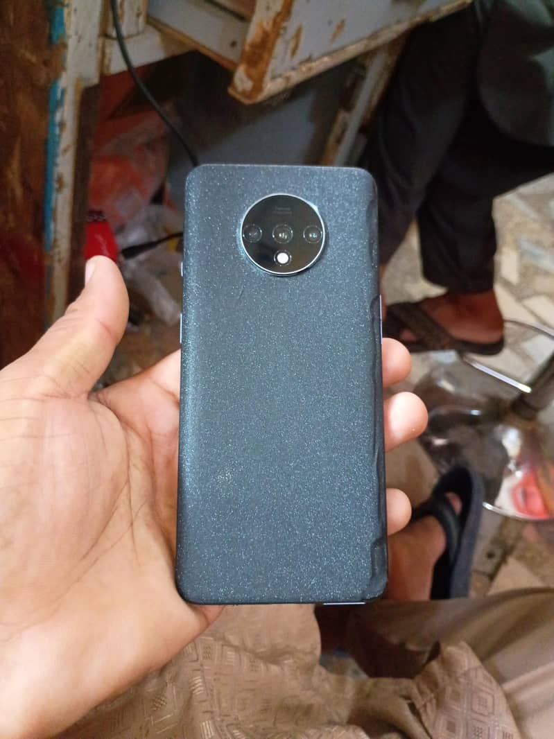 One Plus 7T 1