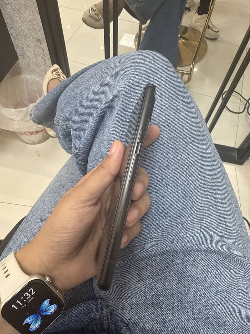Google Pixel 6a 3