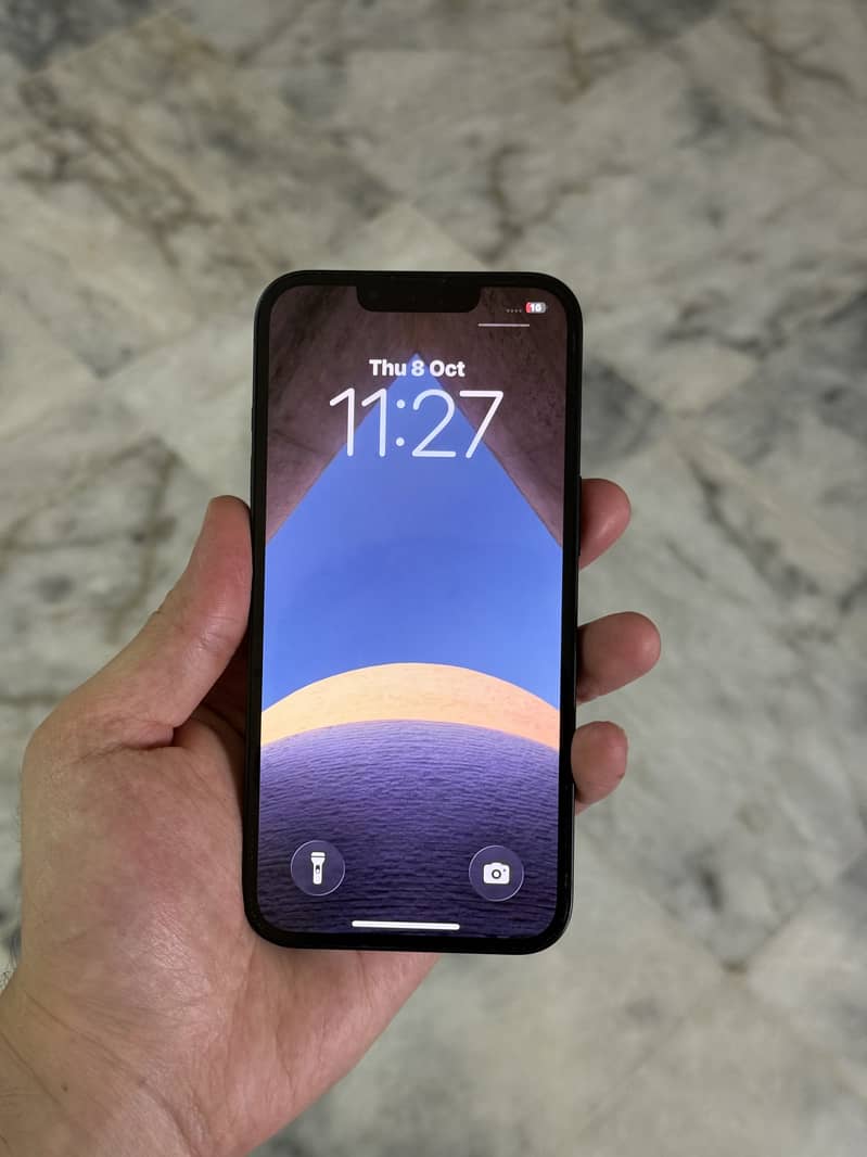 Apple iPhone 13 3