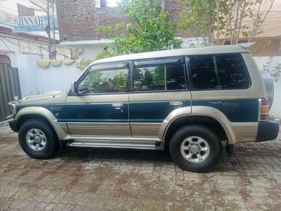 Mitsubishi Pajero 1996