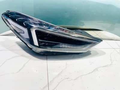 Tucson 2022 headlight