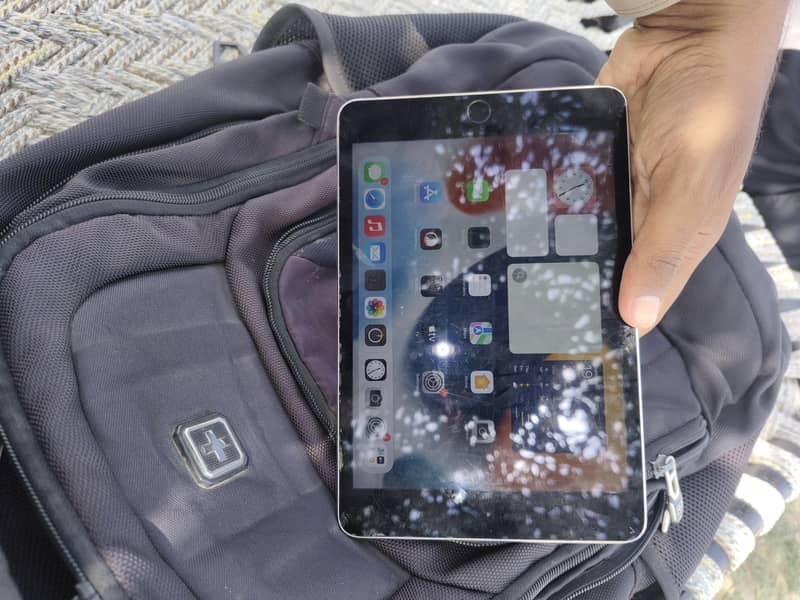 IPAD Mini 4 1