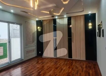 Fair-Priced 5 Marla House Available In Bahria Town - Sector C