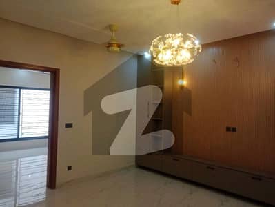 Slightly Used 10 Marla House Is Available For Rent In Bahria Town - Umar Block