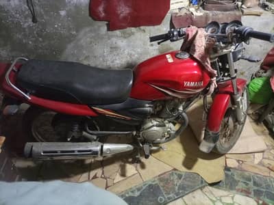 bike ka color red ha 2019 model h 240000