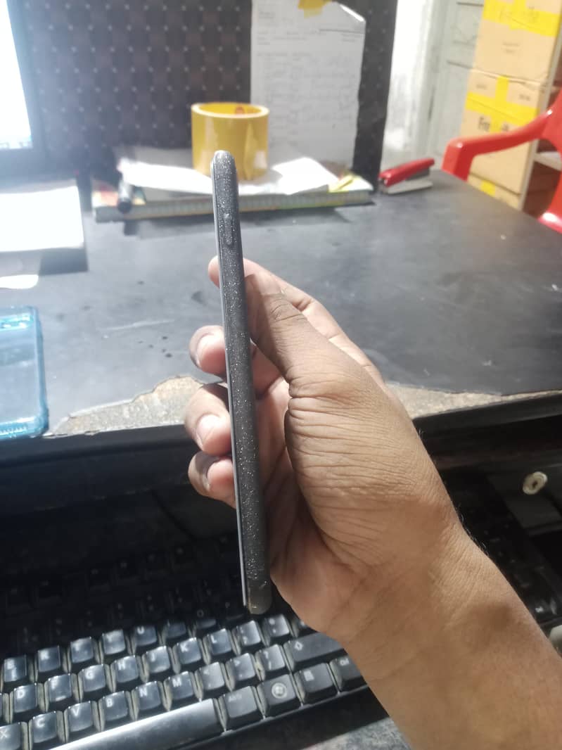 iphone 8 plus 4